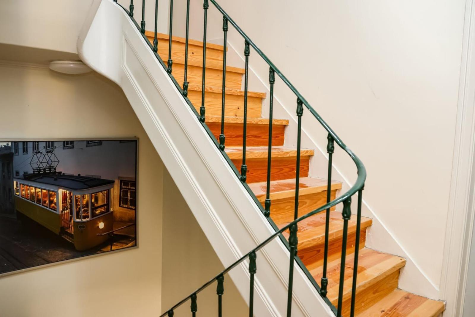 Residencia Queiros - Apartamento T1 Лісабон Екстер'єр фото